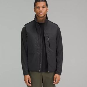 Mens Lululemon vest.